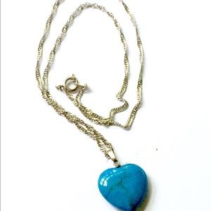 Vintage Jewelry - Turquoise Stone Heart Necklace Vintage Vintage Jewelry - Turquoise Stone Heart Necklace Vintage